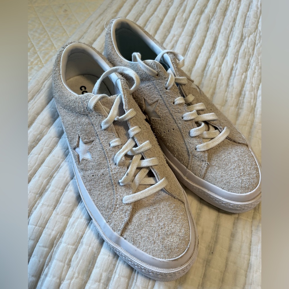 Converse One Star White Suede Tennis Shoe
